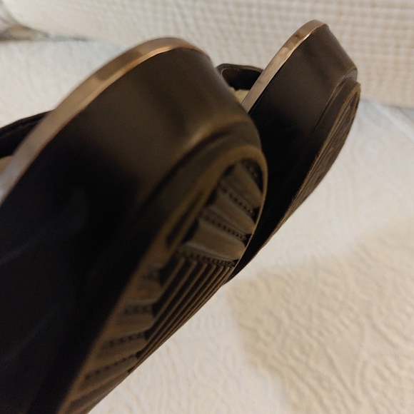 Karl Lagerfeld Platform Slip On Wedge Sandals - Picture 10 of 11